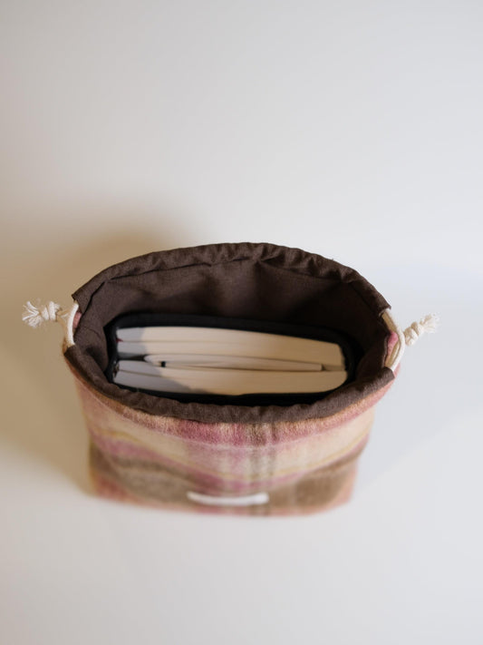 Toasty Peach Drawstring Bag - O Sleeves!