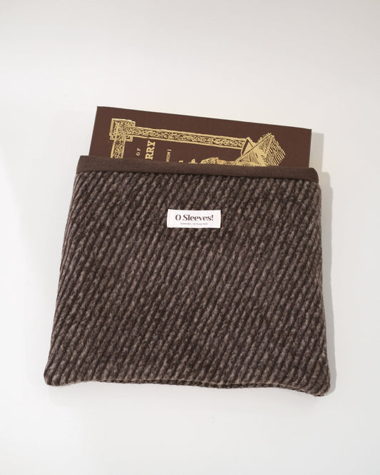 S'mores Wool-Blend Book Sleeve (Standard/Large)