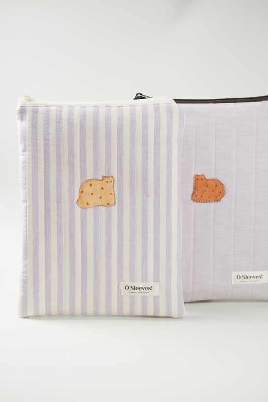 'Cat Cookies with Lavender Milk' Quilted Book Sleeve