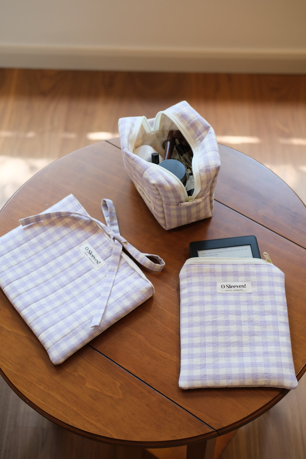 Lovely Reader's Essentials Set - Lavender Milk - O Sleeves!