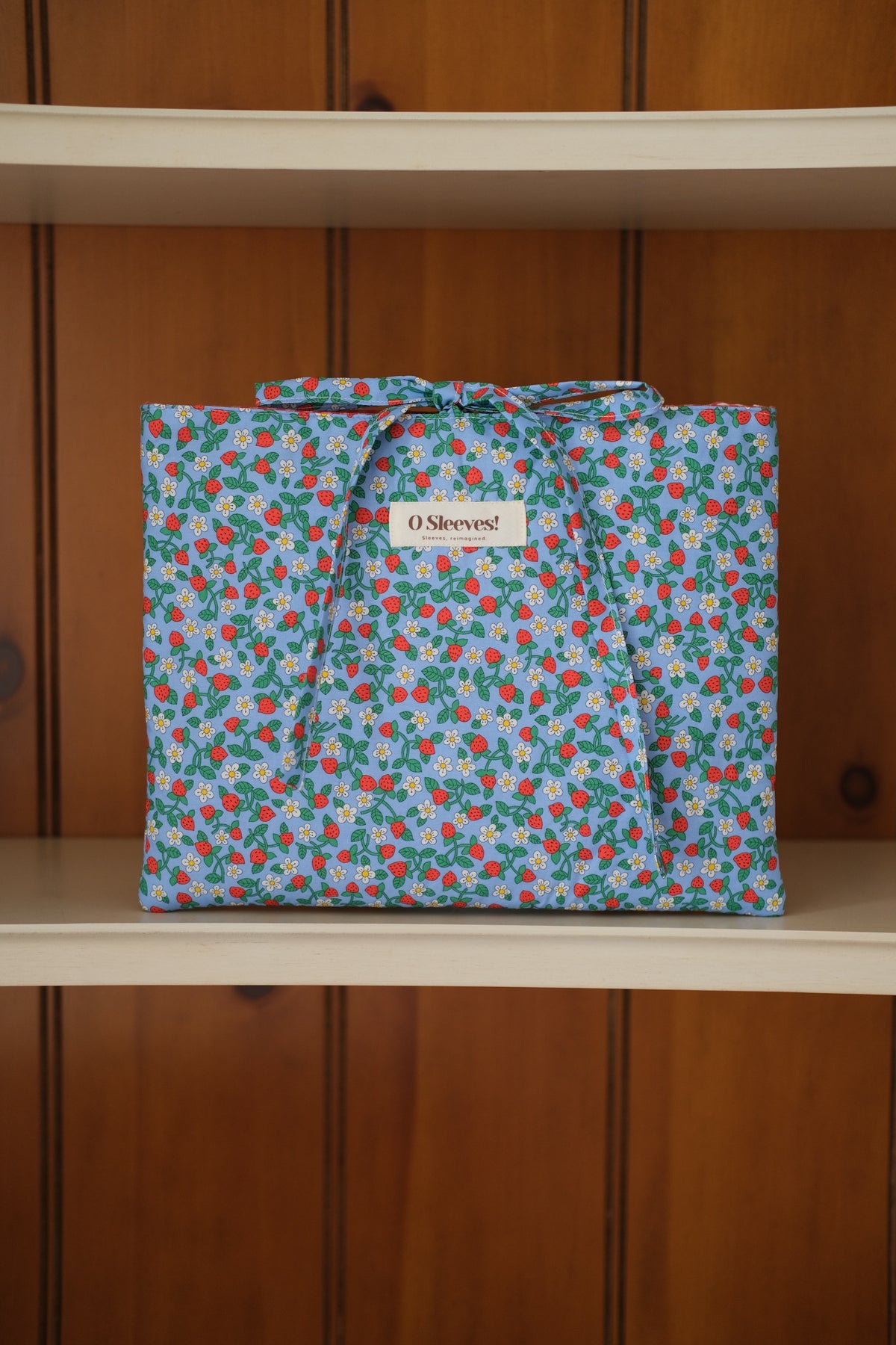 Strawberry Patch Signature Book Sleeve - O Sleeves!