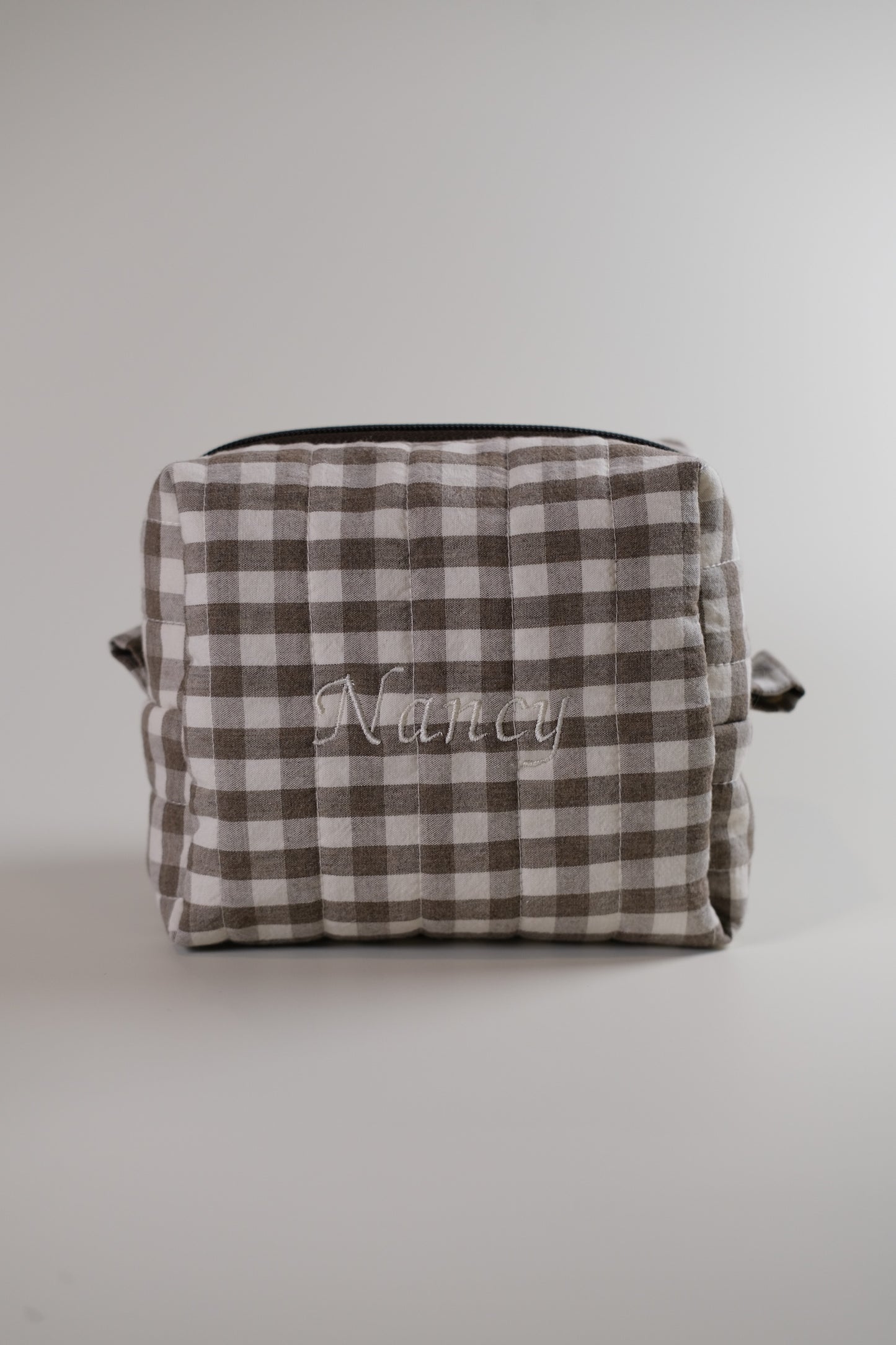Espresso Quilted Gingham Makeup Bag - O Sleeves!