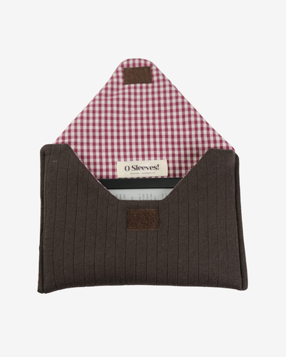 Hazel Pointelle Envelope Kindle Sleeve - Mulled Wine