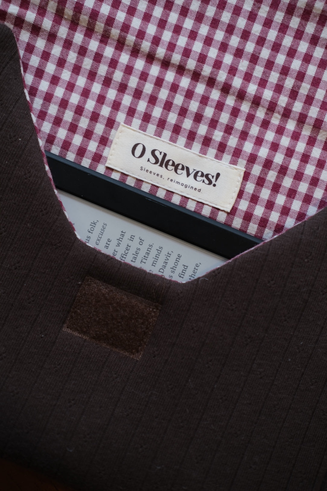 Hazel Pointelle Envelope Kindle Sleeve - Mulled Wine