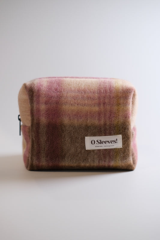 Toasty Peach Makeup Bag