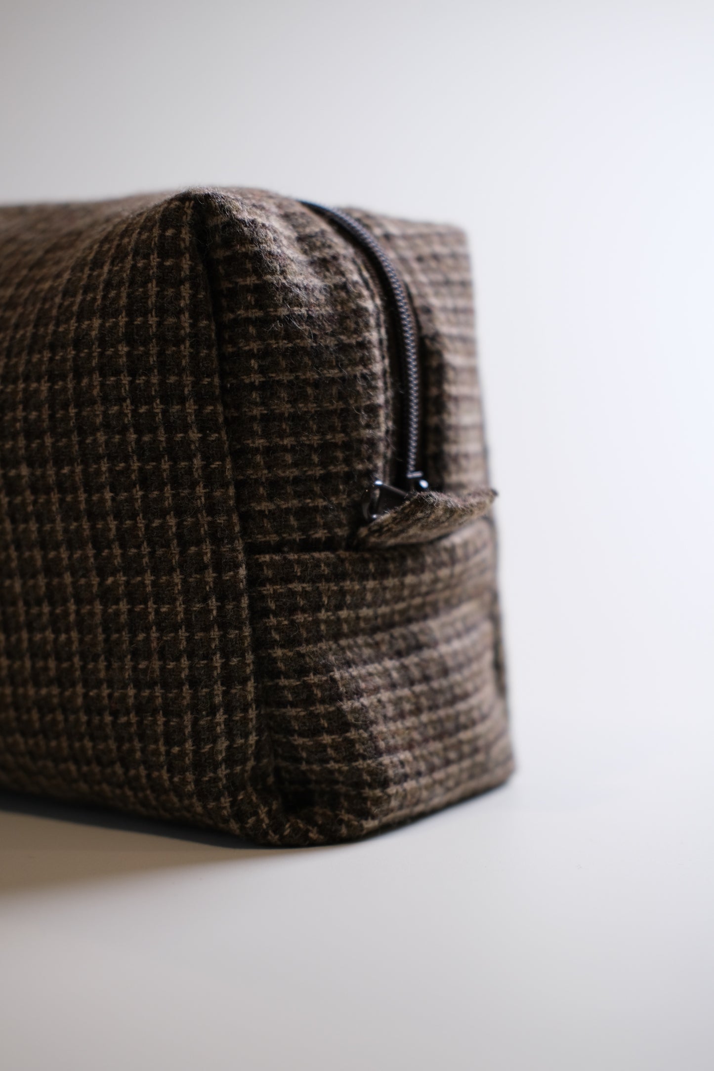 Boston Tweed Makeup Bag