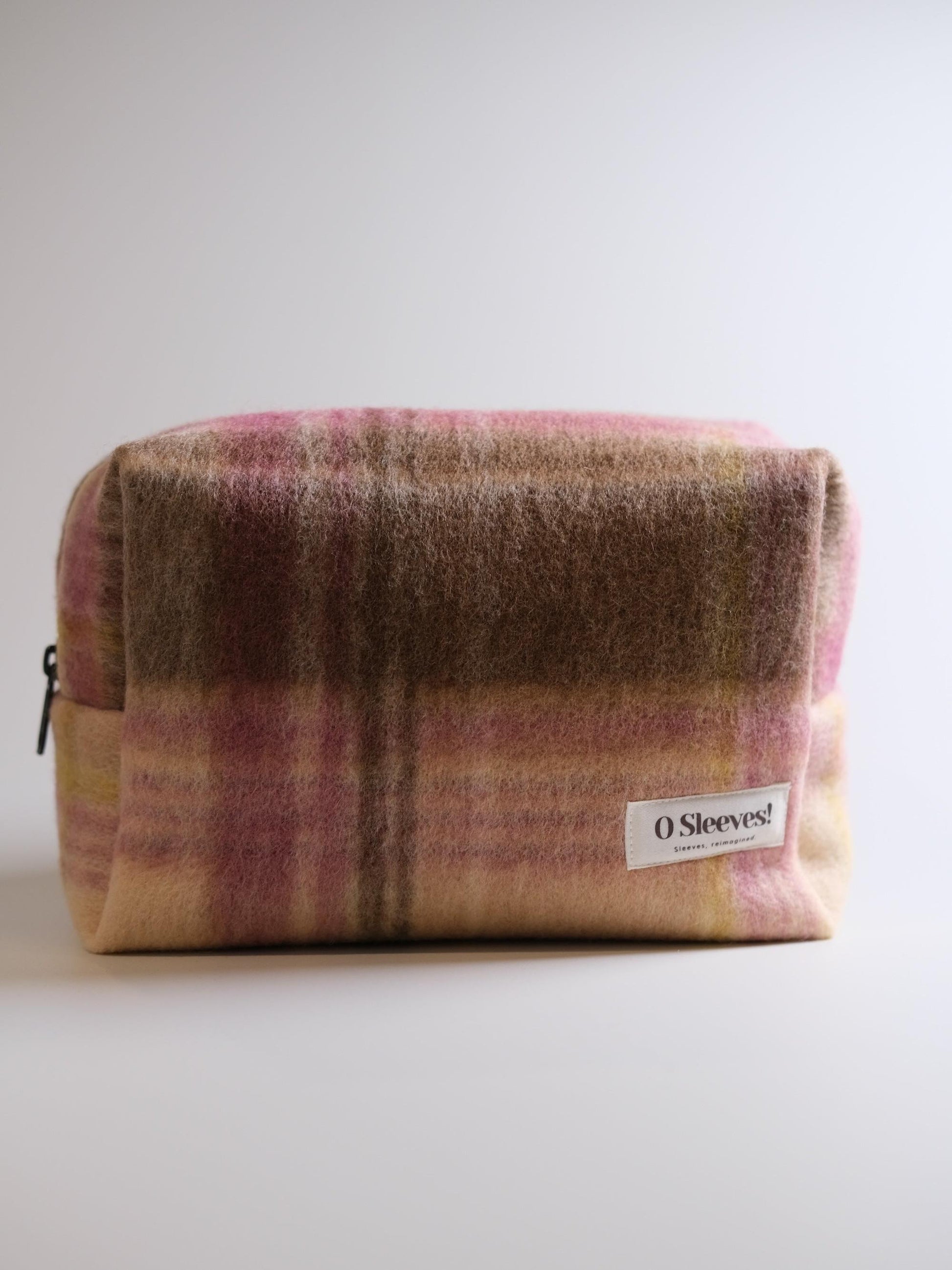 Toasty Peach Makeup Bag - O Sleeves!