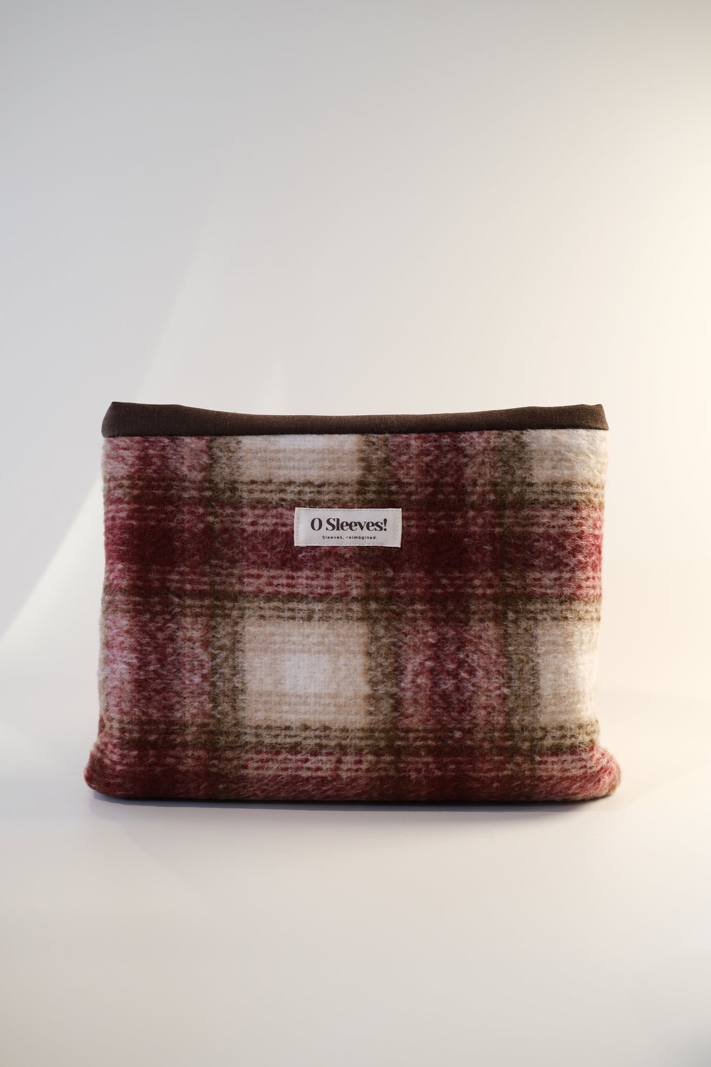 Holly Wool Book Sleeve (Standard/Large)