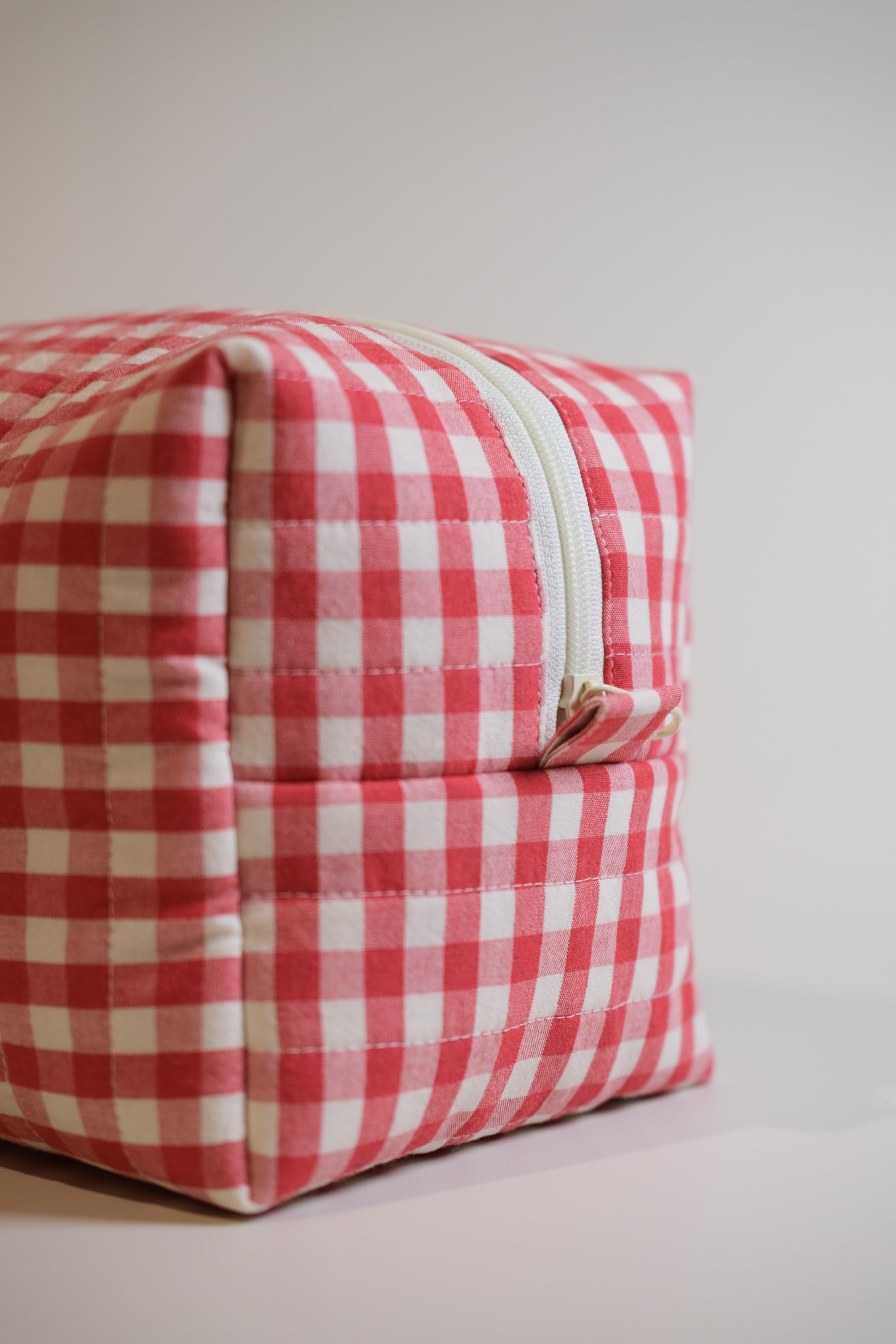 Cranberry Makeup Bag - O Sleeves!