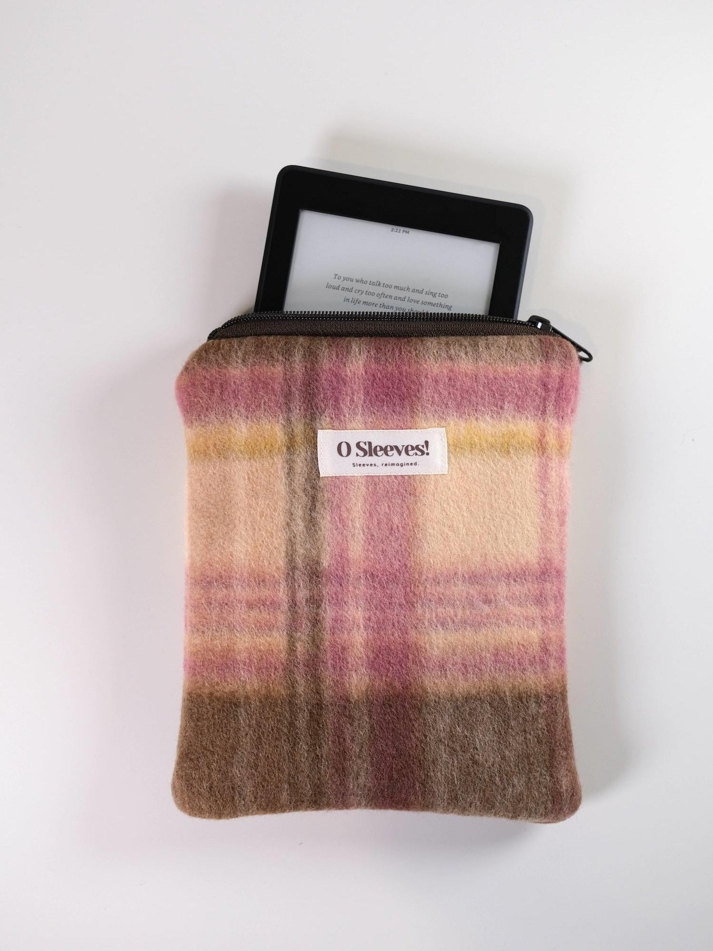 Limited: Toasty Peach Wool-Blend e-Reader Sleeve