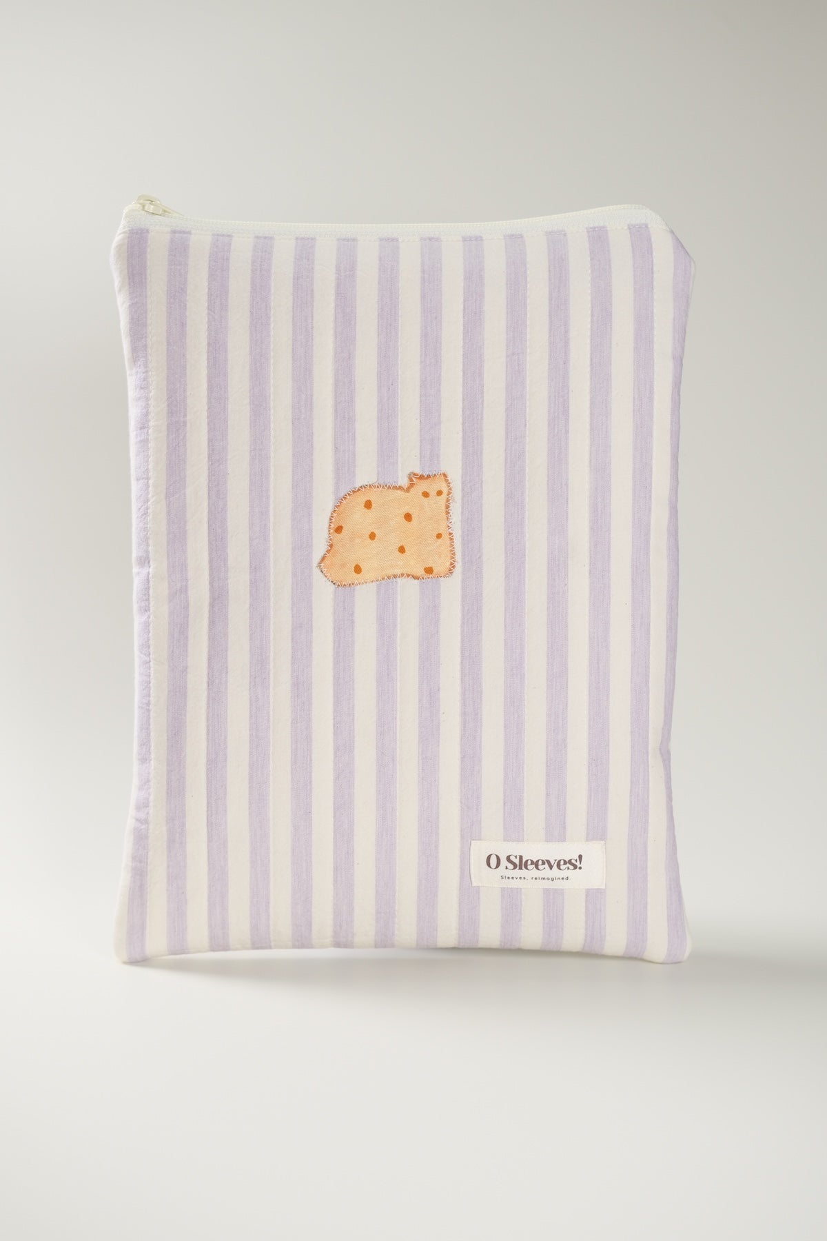 'Cat Cookies with Lavender Milk' Quilted Book Sleeve