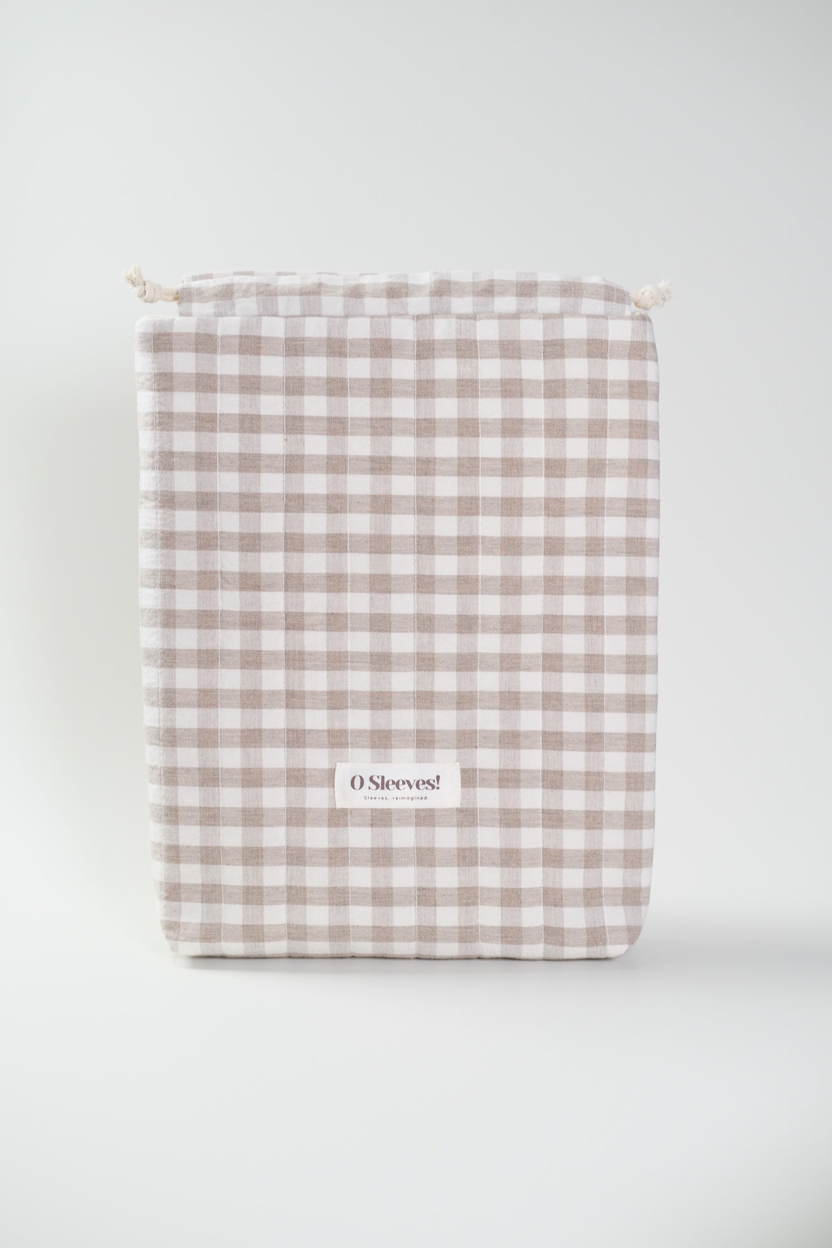 Latte Quilted Gingham Drawstring Bag - O Sleeves!