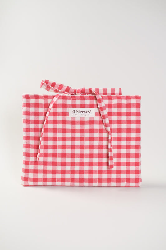 Cranberry Quilted Gingham Book Sleeve (Standard/Large) - O Sleeves!
