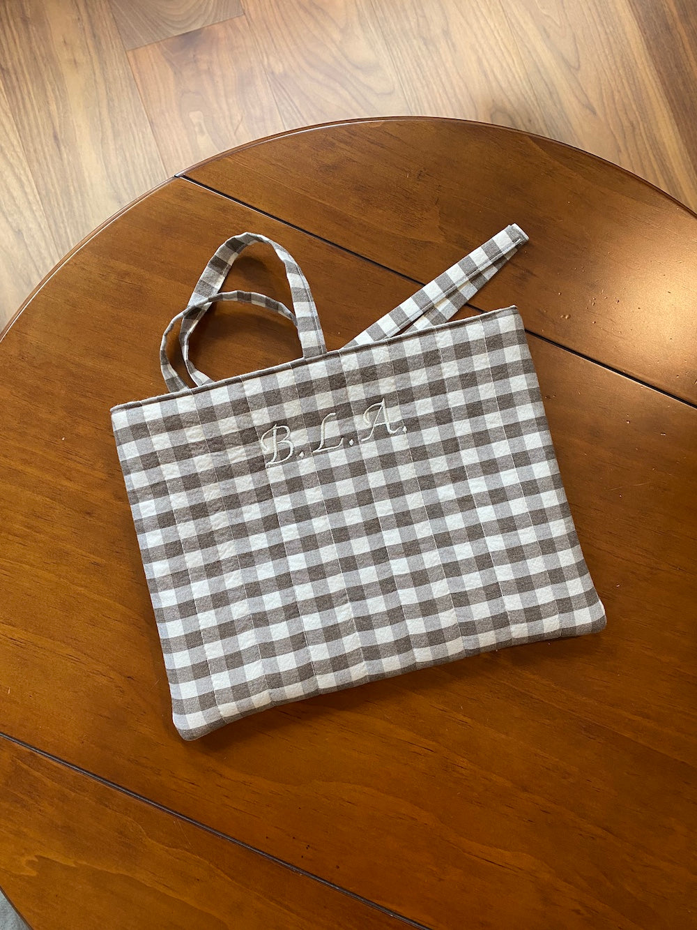 Espresso Quilted Gingham Book Sleeve (Standard/Large) - O Sleeves!