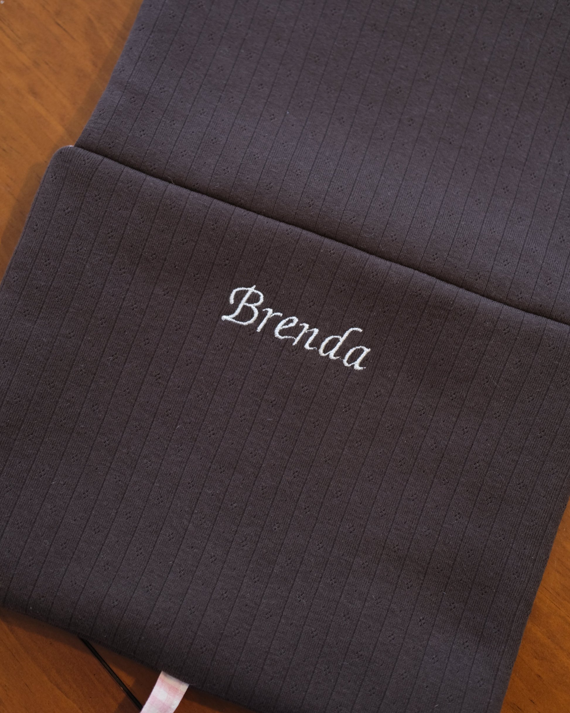 Hazel Pointelle Laptop Sleeve - Mulled Wine Gingham Lining - O Sleeves!