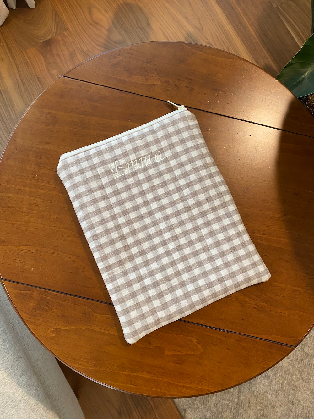 Latte Quilted Gingham Book Sleeve - O Sleeves!