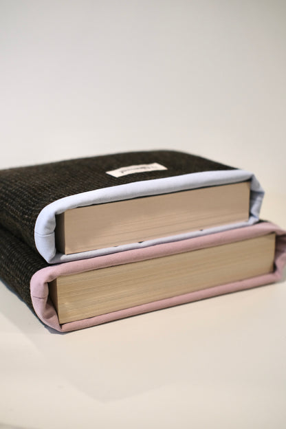 New York Tweed Book Sleeve (Standard/Large)