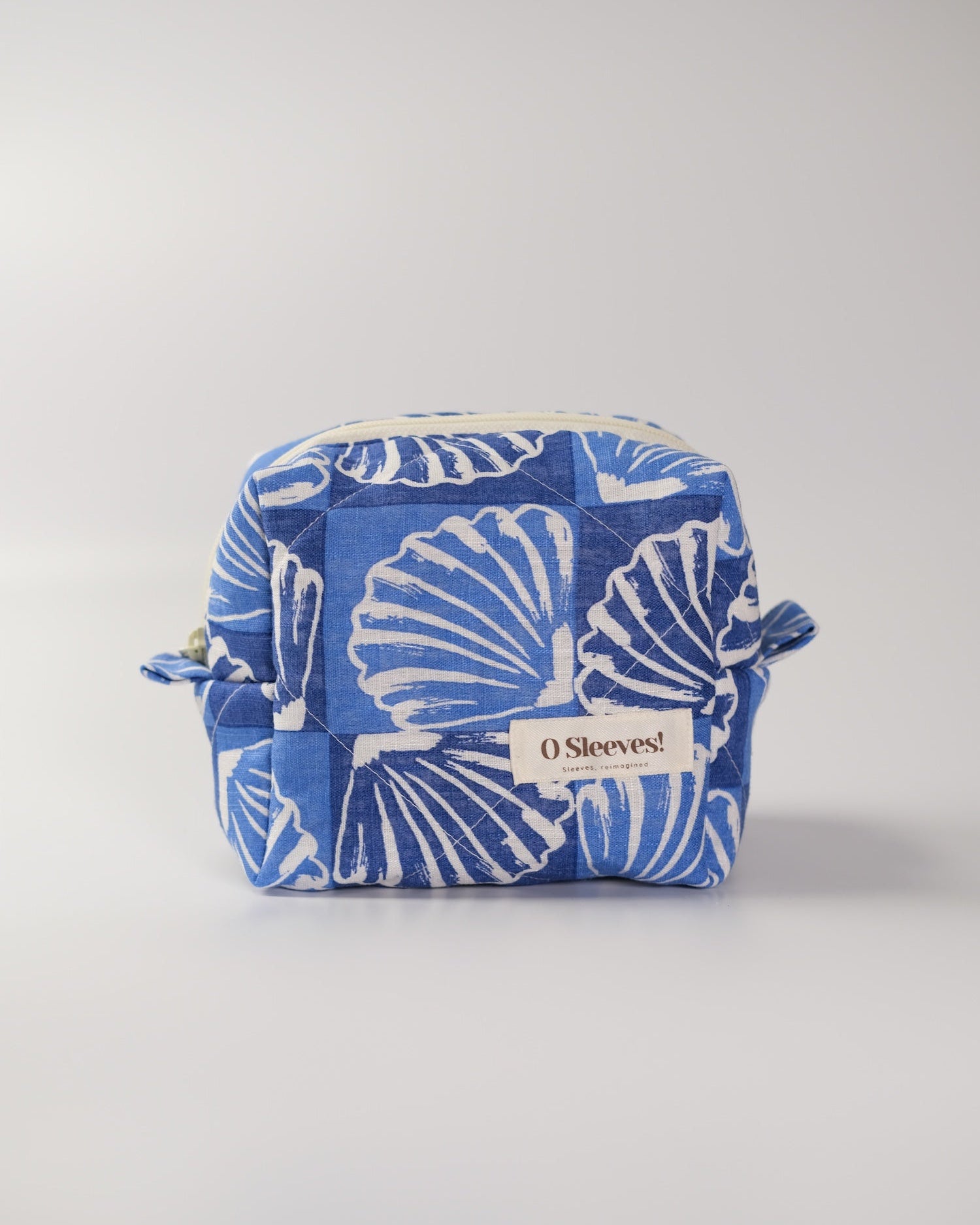 Seashell Linen Makeup Bag - O Sleeves!