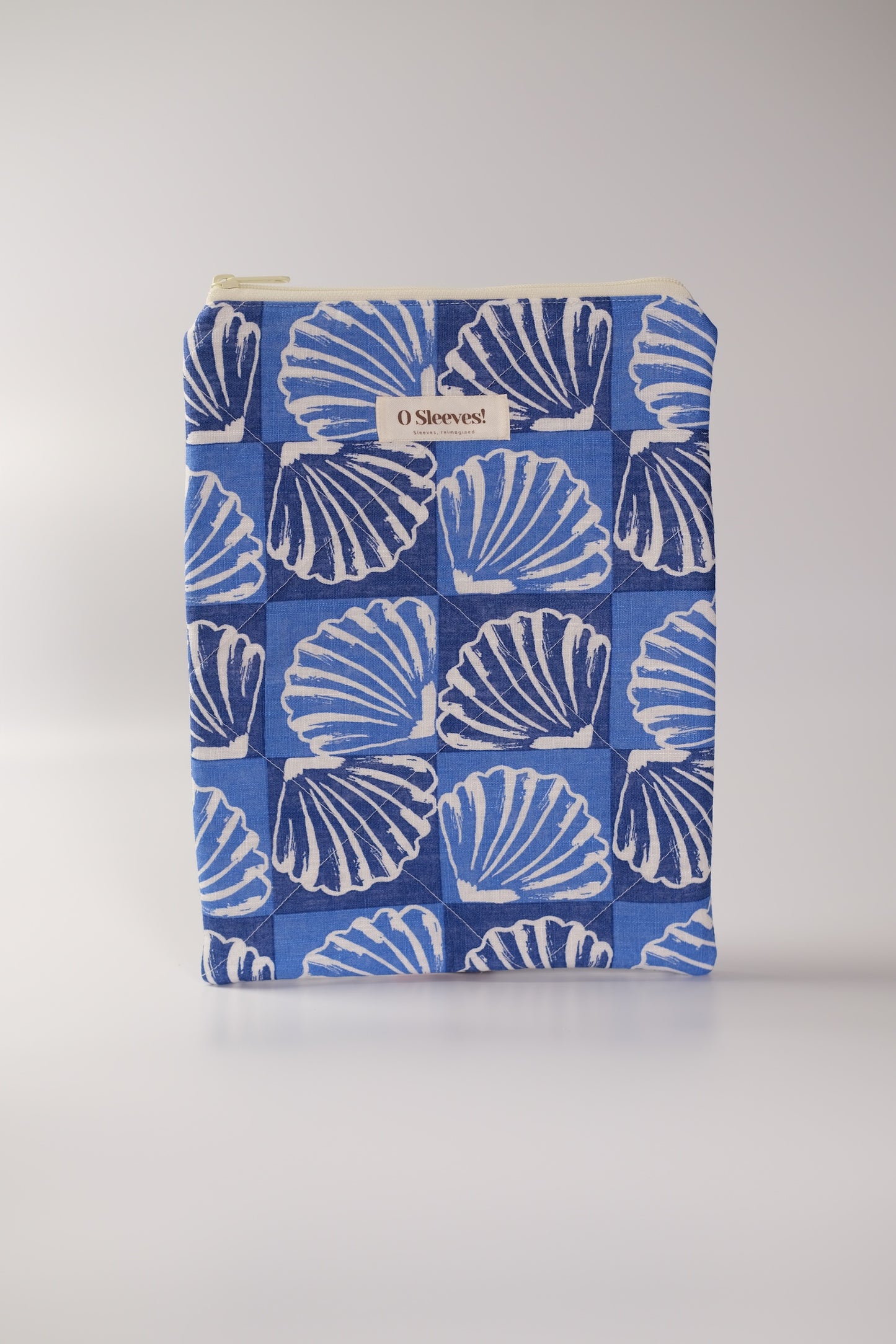 Seashell Linen Zip Book Sleeve - O Sleeves!