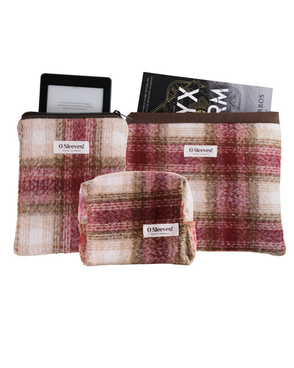 Limited: Lovely Reader's Essentials Set - Holly