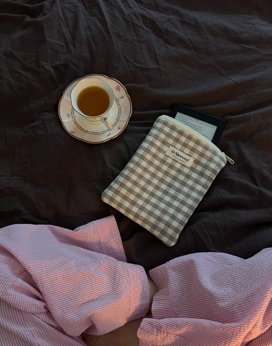 Latte Gingham Kindle Sleeve - O Sleeves!