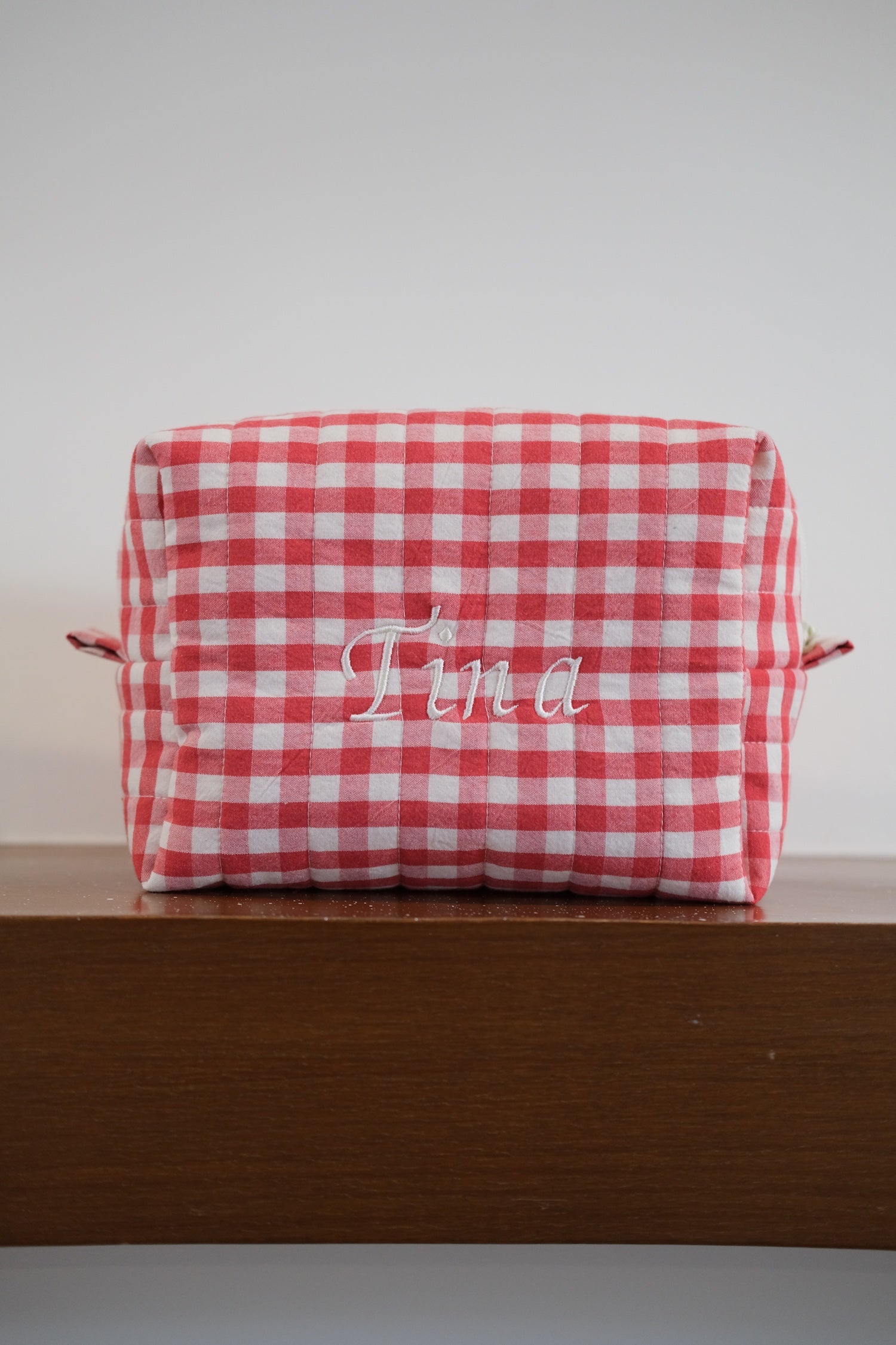 Cranberry Quilted Gingham Makeup Bag - O Sleeves!