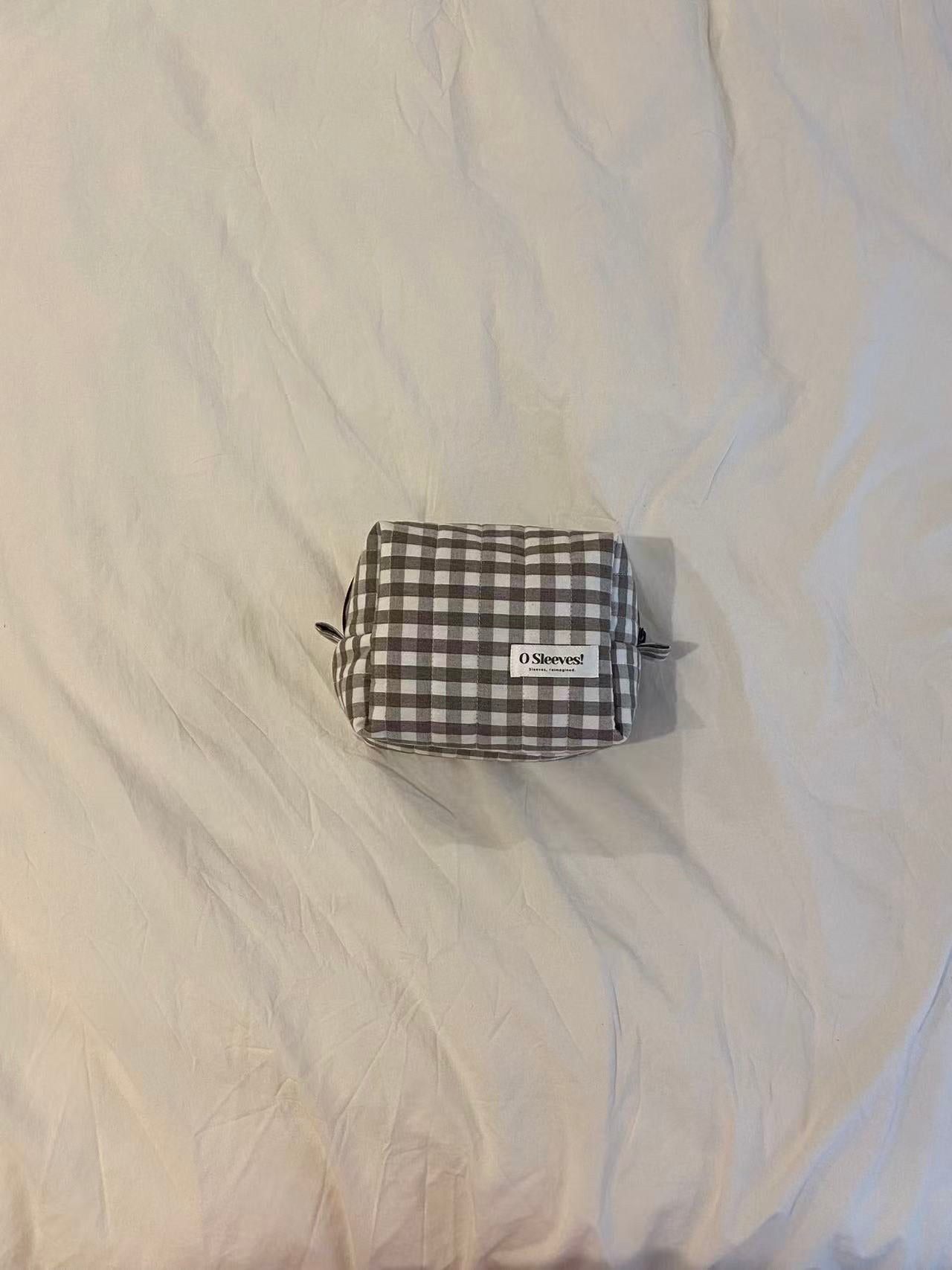 "Day Trip" Makeup Bag