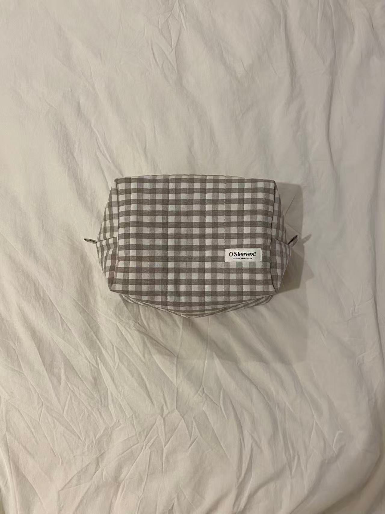 "Euro Summer" Makeup Bag
